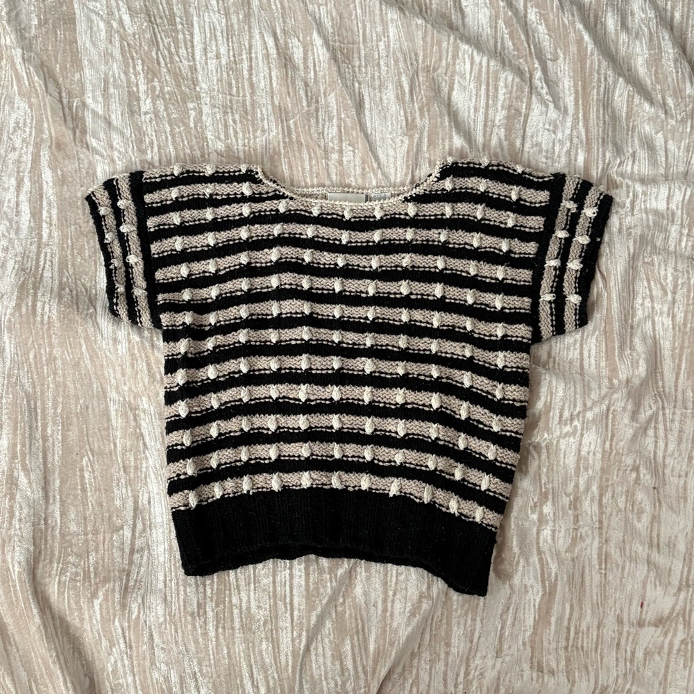 80s 90s VINTAGE LIZ CLAIBORNE COLLECTION Hand Knit Silk Short Sleeve Sweater